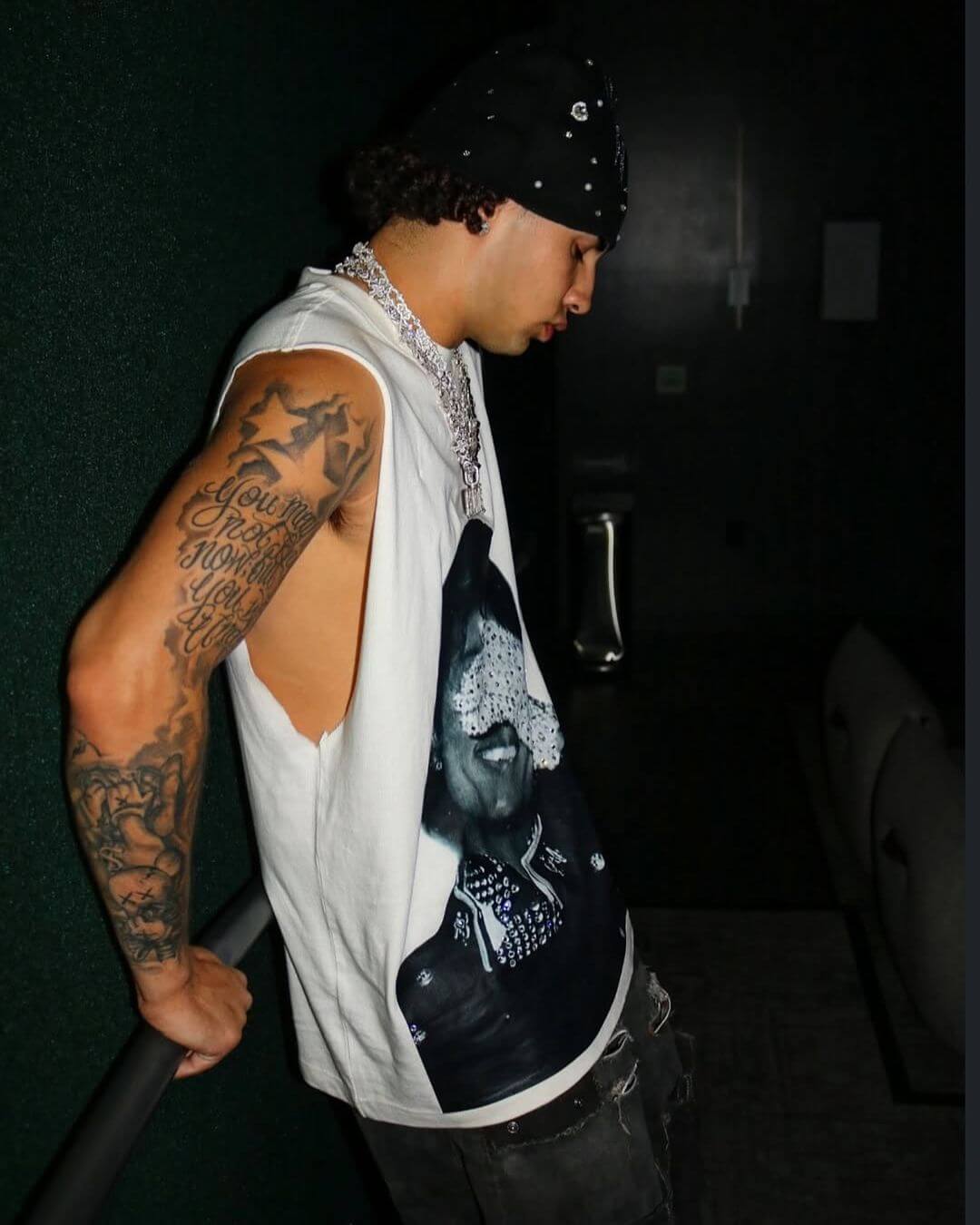 White Mj Sleeveless Glove Tee