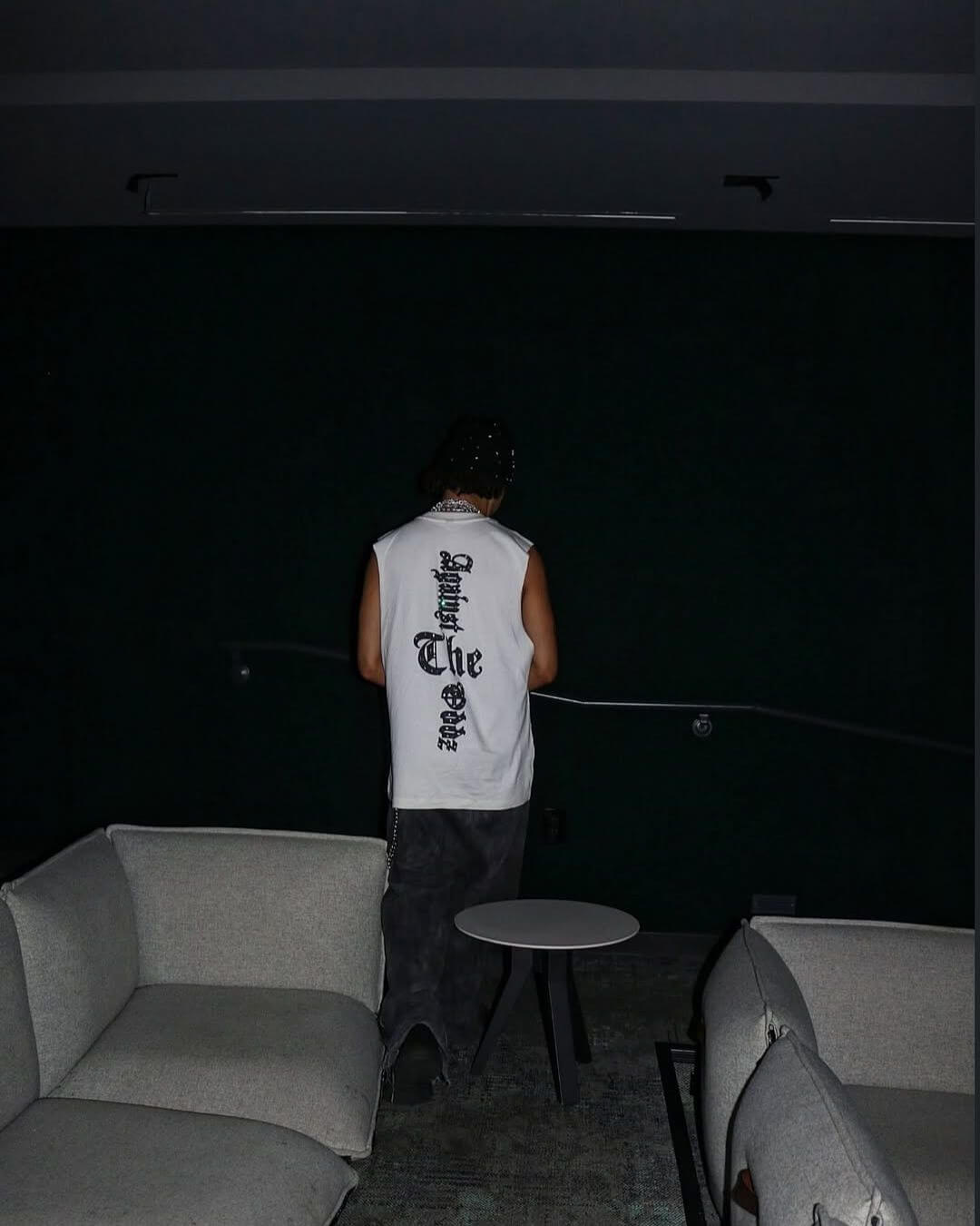 White Mj Sleeveless Glove Tee